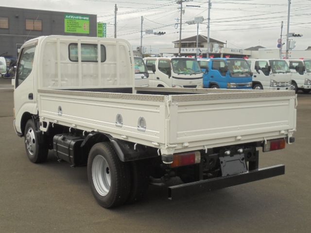 Hino DUTRO 2008-10 24906-5