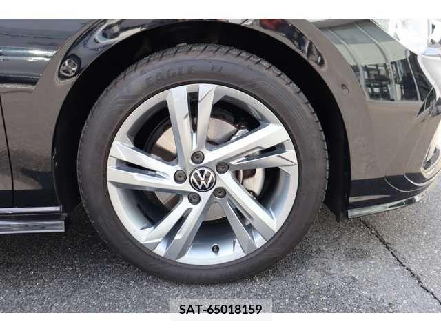 VolksWagen GOLF VARIANT 2021-07 320350-3