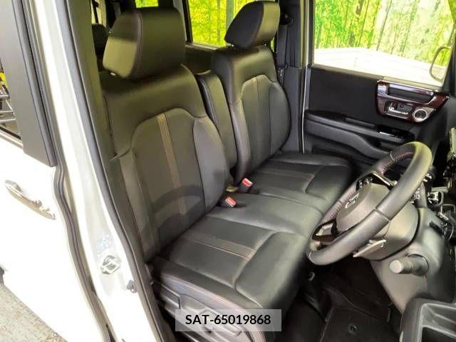 Honda N BOX CUSTOM 2022-10 384919-8
