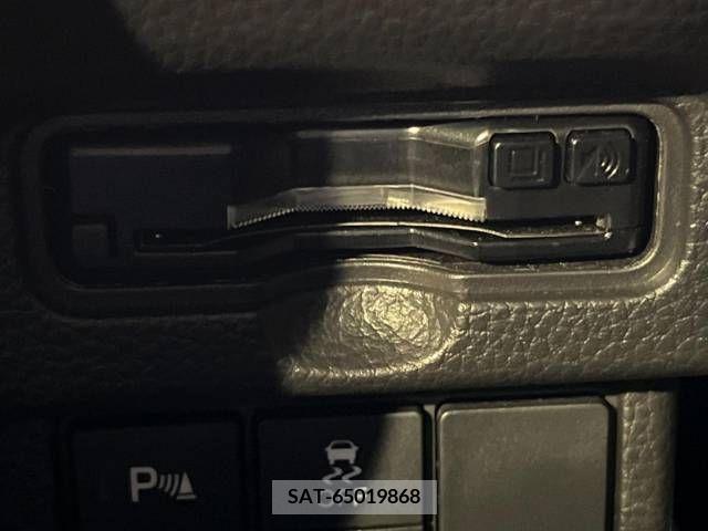 Honda N BOX CUSTOM 2022-10 384919-7