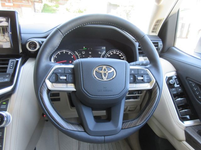 Toyota LAND CRUISER 2022-03 548-14