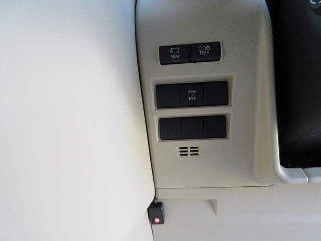 Toyota LAND CRUISER 2022-03 548-20