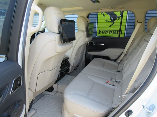 Toyota LAND CRUISER 2022-03 548-23
