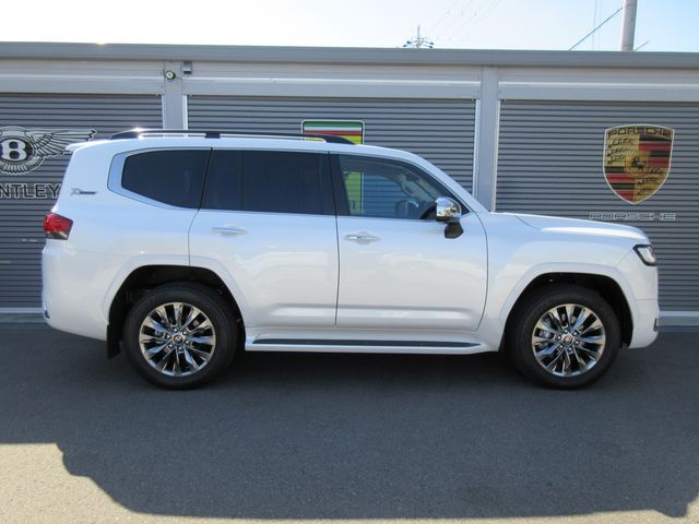 Toyota LAND CRUISER 2022-03 548-9