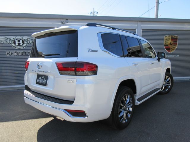 Toyota LAND CRUISER 2022-03 548-11