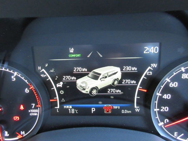 Toyota LAND CRUISER 2022-03 548-17