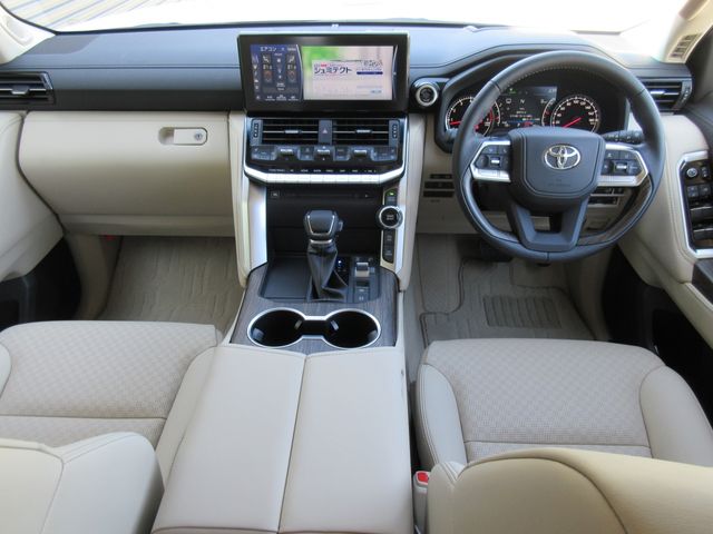 Toyota LAND CRUISER 2022-03 548-12
