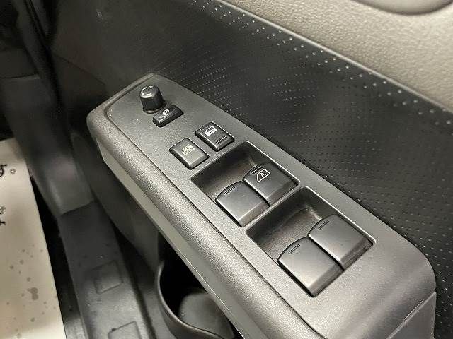 Nissan X-TRAIL 2007-10 15827-9