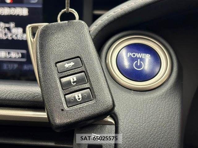Lexus RC 2015-06 275773-11