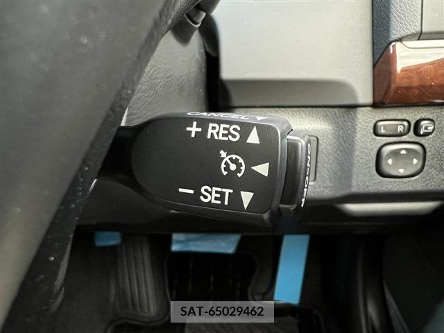 Toyota MARK X 2014-07 205602-11