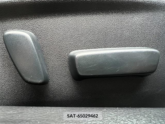 Toyota MARK X 2014-07 205602-17