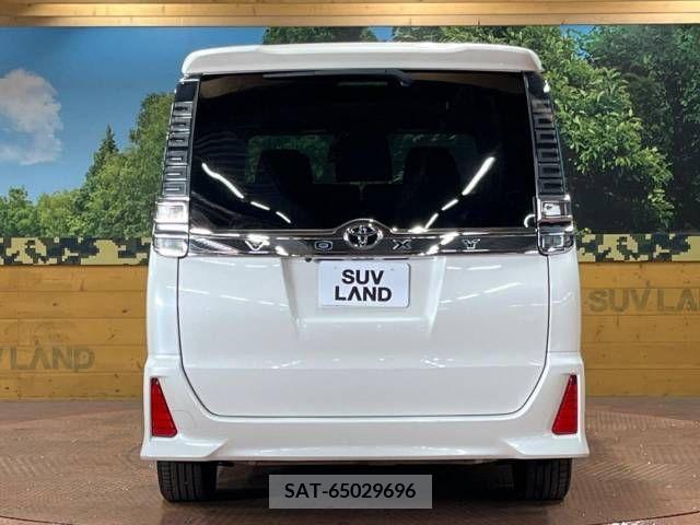 Toyota VOXY 2017-12 288894-16