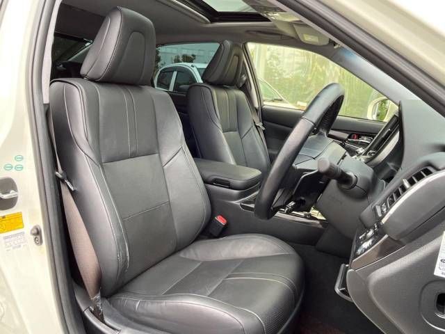 Toyota CROWN SEDAN 2013-03 11903-9