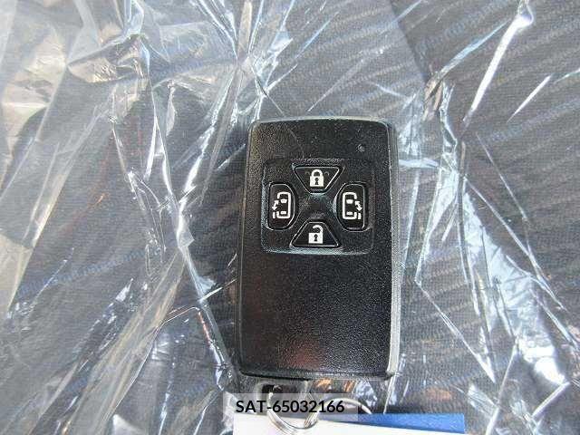 Toyota VOXY 2011-08 216308-16