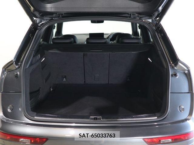 Audi Q5 2021-09 384534-24