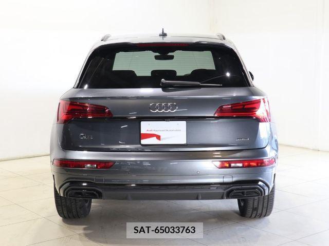 Audi Q5 2021-09 384534-2