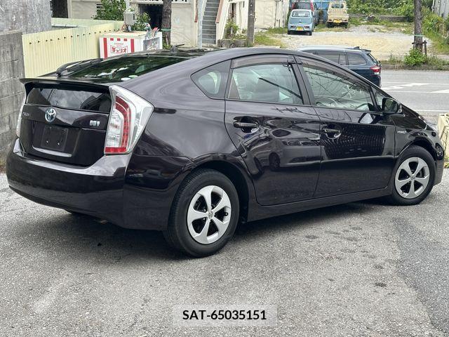 Toyota PRIUS 2012-05 201786-3