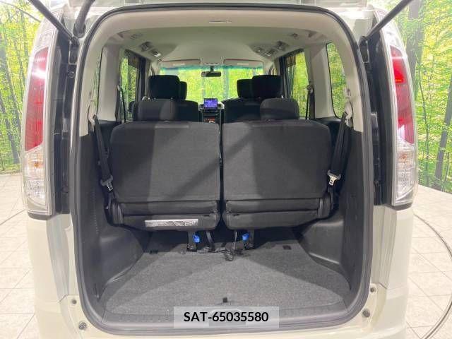 Nissan SERENA 2011-03 257396-11