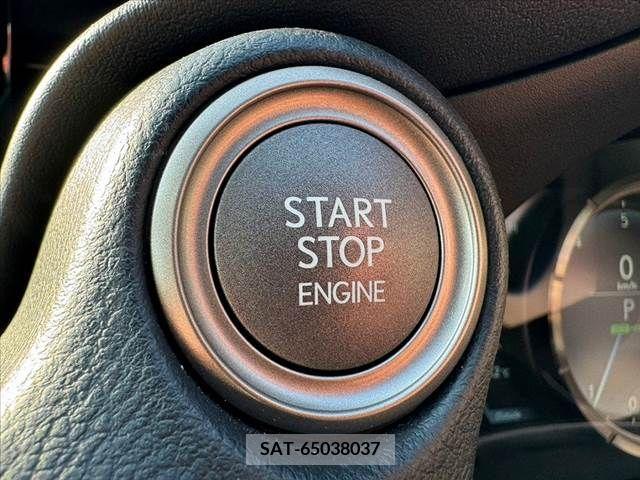 Lexus IS 2017-06 388402-27