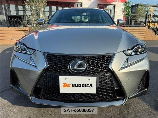 Lexus IS 2017-06 388402-8
