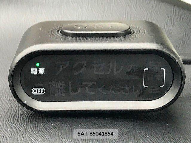 Toyota PRIUS 2010-07 282148-10