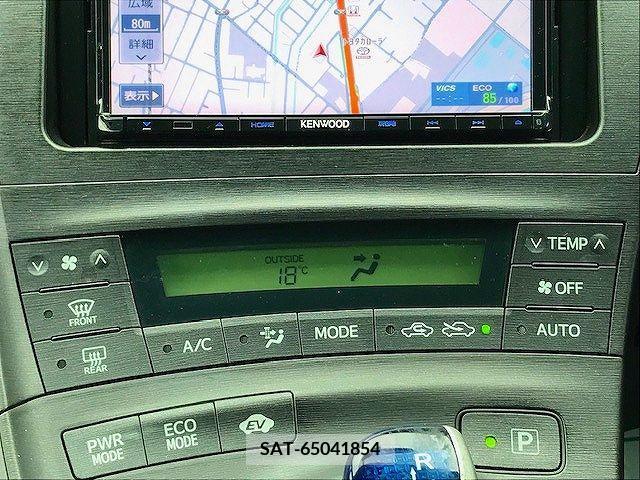 Toyota PRIUS 2010-07 282148-14