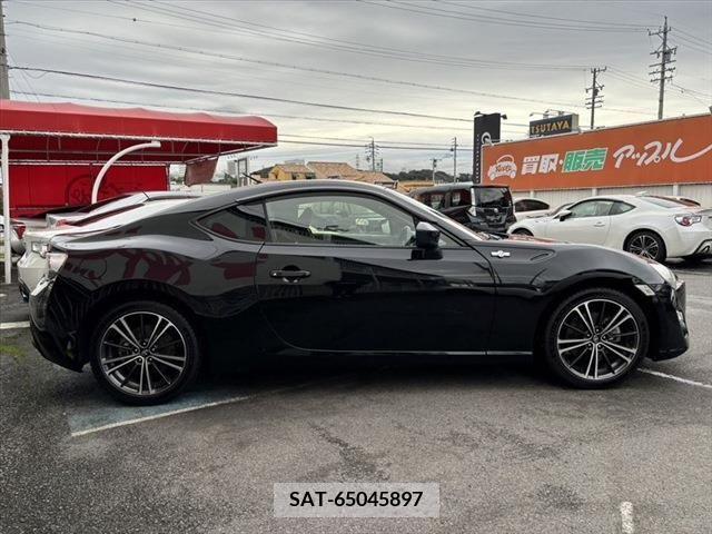 Toyota 86 2012-09 221277-3