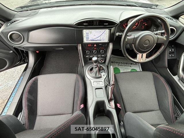 Toyota 86 2012-09 221277-18