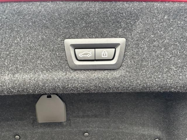 Bmw 3 SERIES 2023-03 14395-17