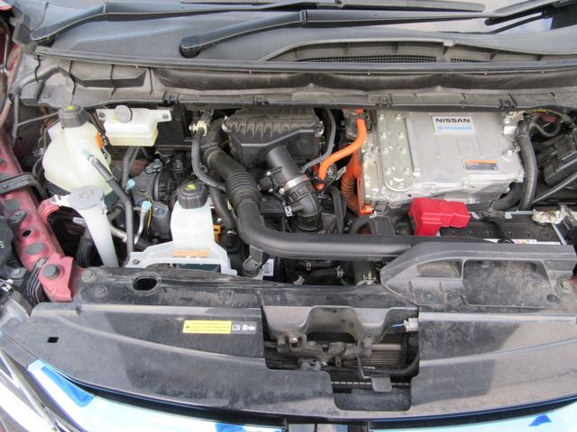 Nissan SERENA 2019-06 187379-24