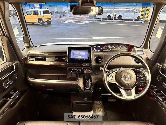 Honda N BOX 2019-04 278530-1