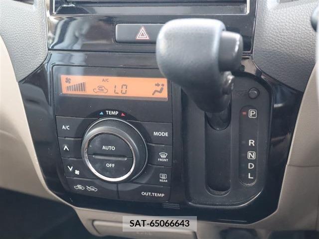 Nissan ROOX 2010-08 393770-8