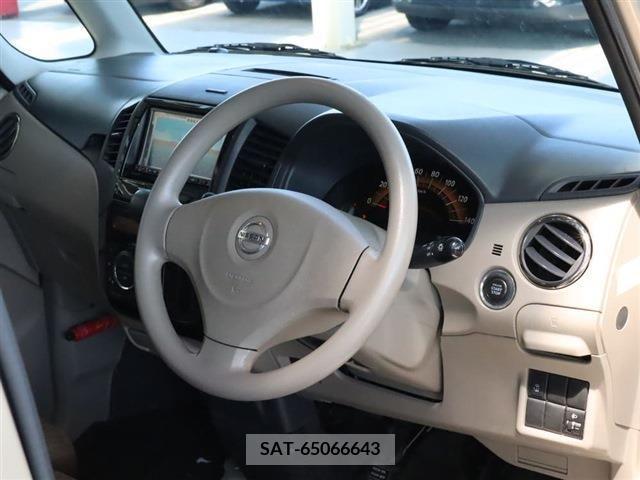 Nissan ROOX 2010-08 393770-1