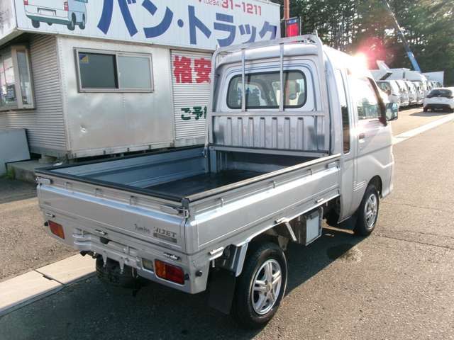 Daihatsu HIJET TRUCK 2011-07 8306-3