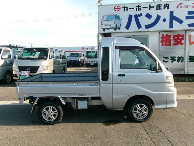 Daihatsu HIJET TRUCK 2011-07 8306-2