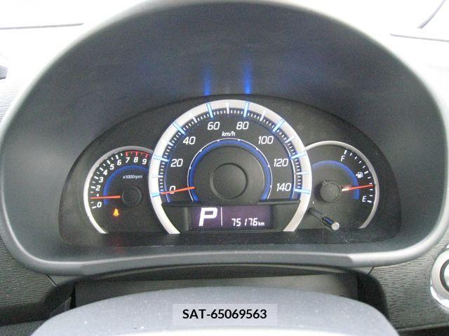 Suzuki WAGON R 2014-04 342236-4