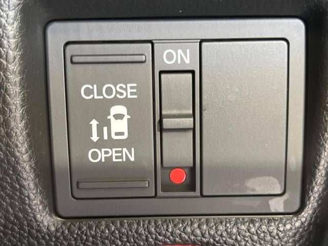Honda N BOX CUSTOM 2018-02 15780-4