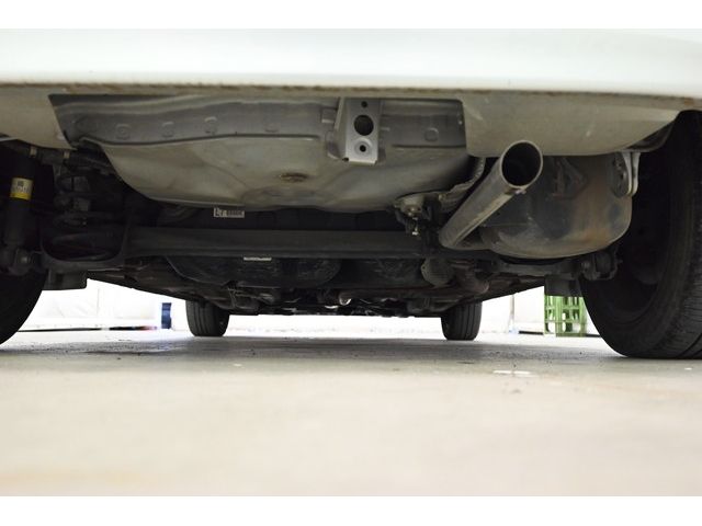 Toyota RACTIS 2011-03 9573-5