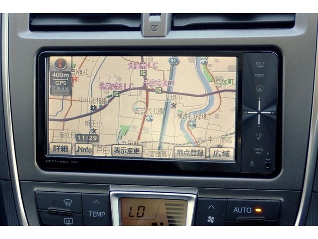 Toyota RACTIS 2011-03 9573-24