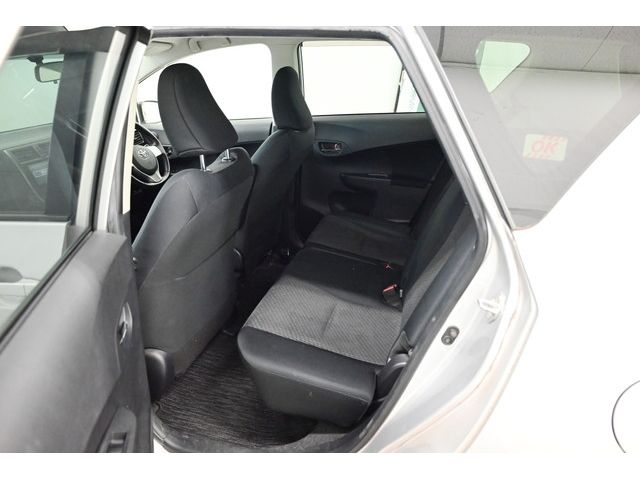 Toyota RACTIS 2011-03 9573-12