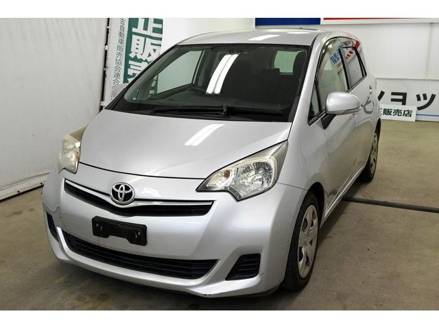 Toyota RACTIS 2011-03 9573-3