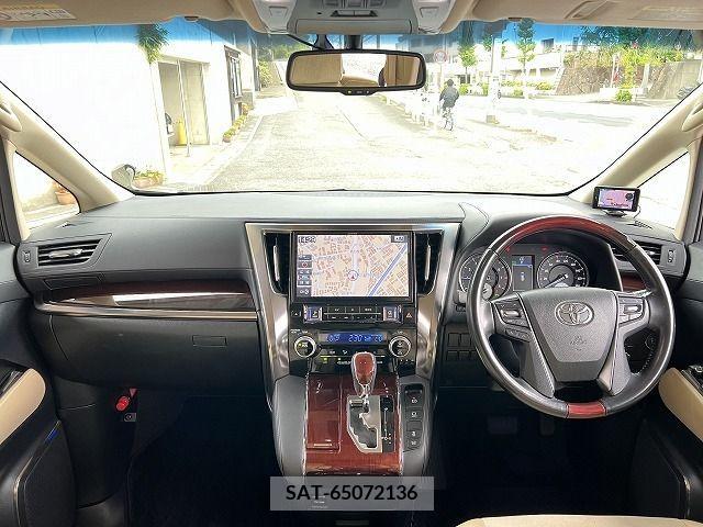 Toyota ALPHARD 2017-02 259197-1