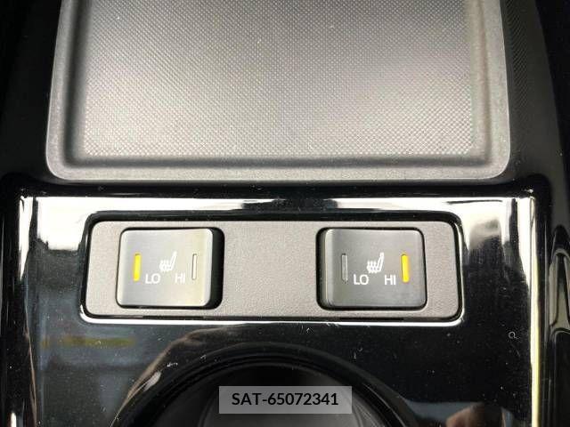 Toyota PRIUS 2019-04 211897-7
