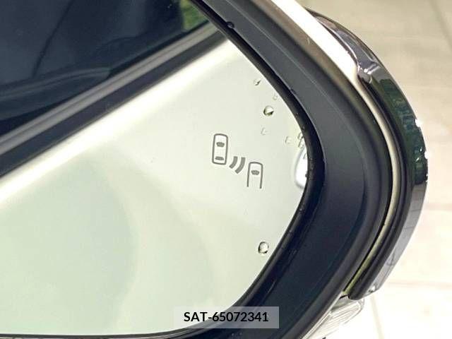Toyota PRIUS 2019-04 211897-4
