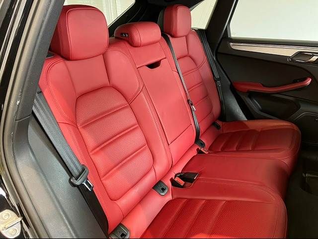 Porsche MACAN 2015-03 180687-9