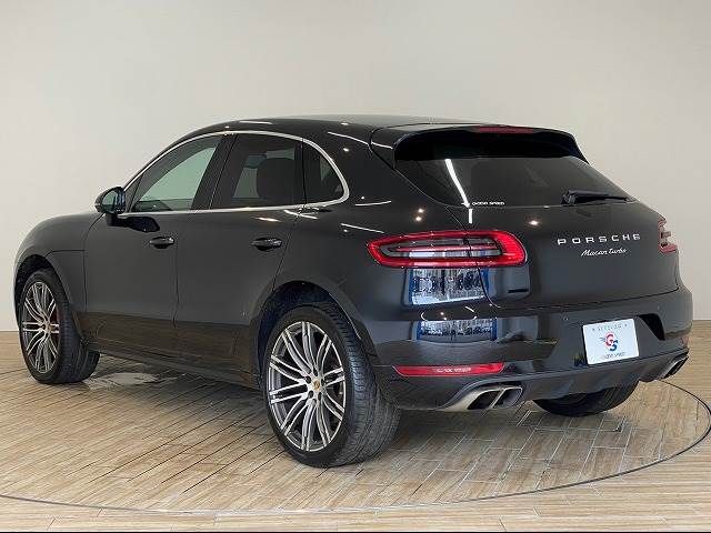 Porsche MACAN 2015-03 180687-14