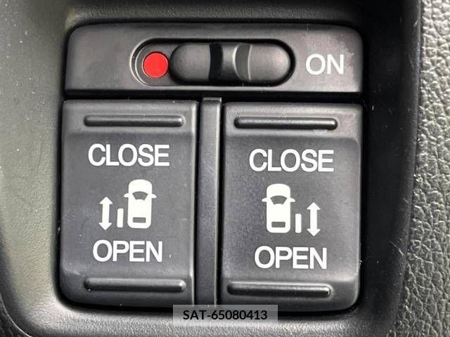 Honda N BOX CUSTOM 2016-12 215057-5