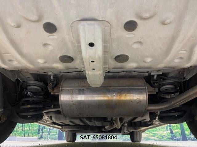 Toyota NOAH 2009-08 298082-18