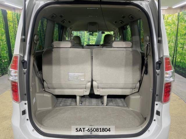 Toyota NOAH 2009-08 298082-13