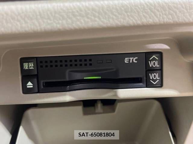 Toyota NOAH 2009-08 298082-6